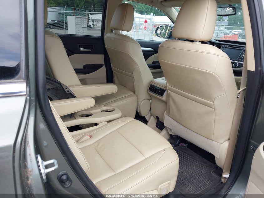 2016 Toyota Highlander VIN 5TDJKRFH3GS324860 IAAI salvage auction — SIDE, Salvage Title, sold $6,500 on 2026-07-31 (photo 8)