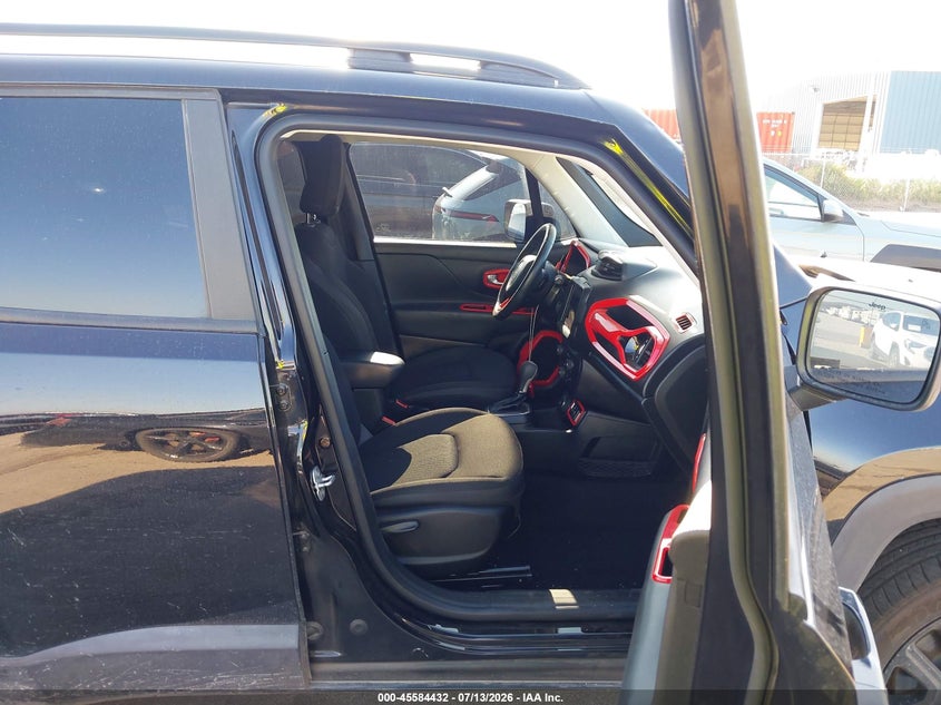 2018 Jeep Renegade VIN ZACCJBBB6JPH90596 IAAI salvage auction — HAIL, Certificate Of Title (Nebraska), sold $125 on 2026-07-30 (photo 5)