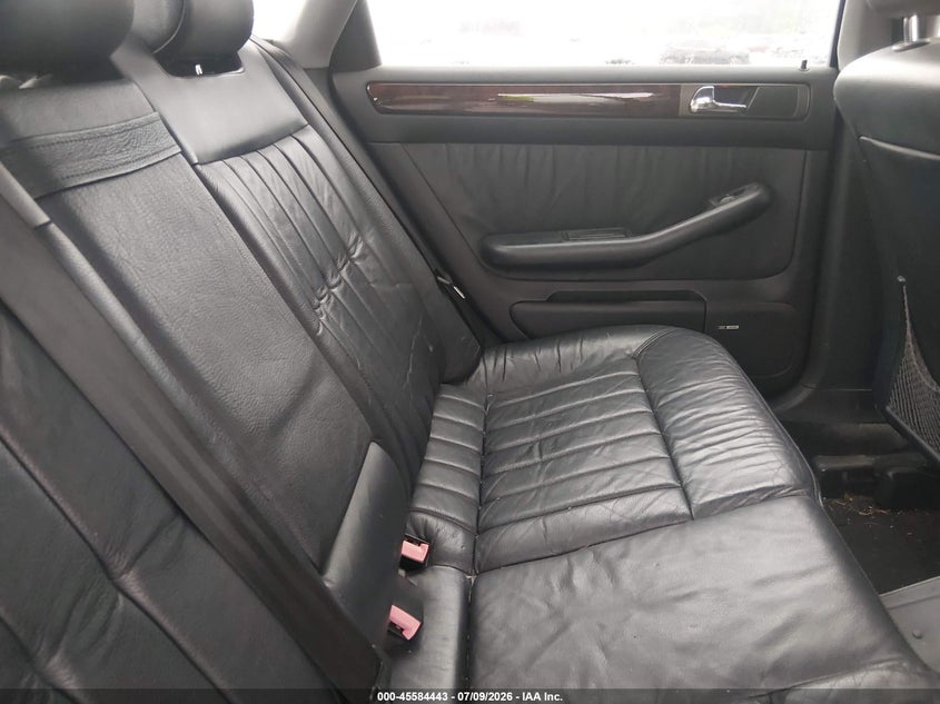 1998 Audi A6 VIN WAUBA24B5WN045361 IAAI salvage auction — NORMAL WEAR, Clear (Delaware), sold $225 on 2026-07-13 (photo 8)