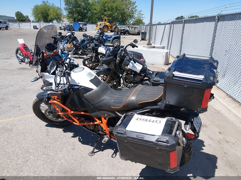 2016 Ktm 1190 VIN VBKV29404GM936686 IAAI salvage auction — NORMAL WEAR, Clear (Montana), sold $4,350 on 2026-07-17 (photo 3)