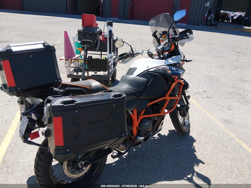 2016 Ktm 1190 VIN VBKV29404GM936686 IAAI salvage auction — NORMAL WEAR, Clear (Montana), sold $4,350 on 2026-07-17 (photo 4)