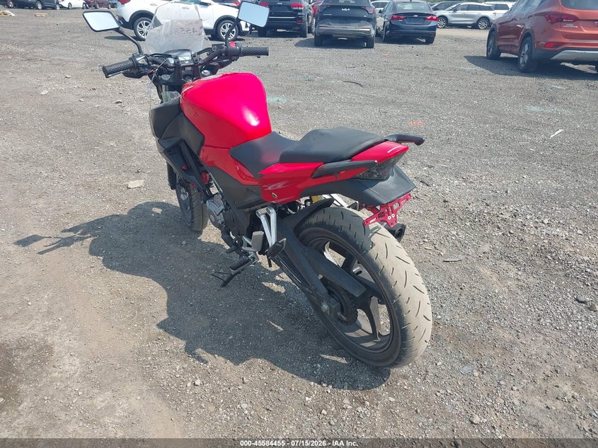 2015 Honda Cb VIN MLHNC5216F5102217 IAAI salvage auction — FRONT END, Salvage (Ohio), sold $150 on 2026-07-29 (photo 3)