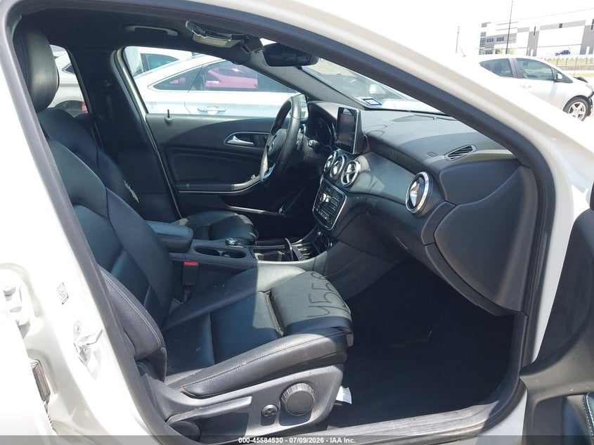 2016 Mercedes-benz Gla-klasse VIN WDCTG4EB9GJ204160 IAAI salvage auction — FRONT & REAR, Salvage (Texas), sold $1,600 on 2026-08-18 (photo 5)