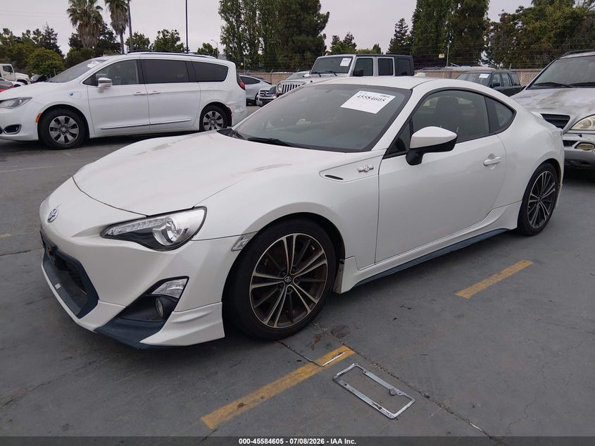 2013 Scion Fr-s VIN JF1ZNAA13D1708321 IAAI salvage auction — NORMAL WEAR, Clear - Dealer Only (California), sold $6,650 on 2026-07-13 (photo 2)
