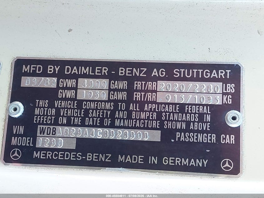 1982 Mercedes-benz 240 VIN WDBAB23A4CB328303 IAAI salvage auction — NORMAL WEAR, Clear (Florida), sold $450 on 2026-07-20 (photo 9)