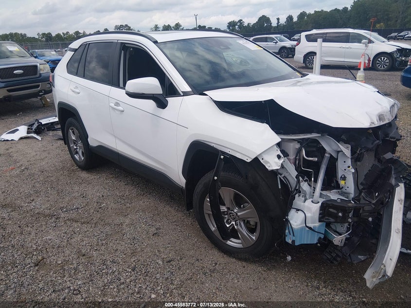 2024 Toyota Rav 4 VIN 2T3W1RFV5RC273833 — IAAI salvage auction photo