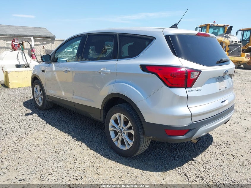 2019 Ford Escape VIN 1FMCU9GD4KUA65813 IAAI salvage auction — NORMAL WEAR, Sf97 (Oregon), sold $7,050 on 2026-07-29 (photo 3)