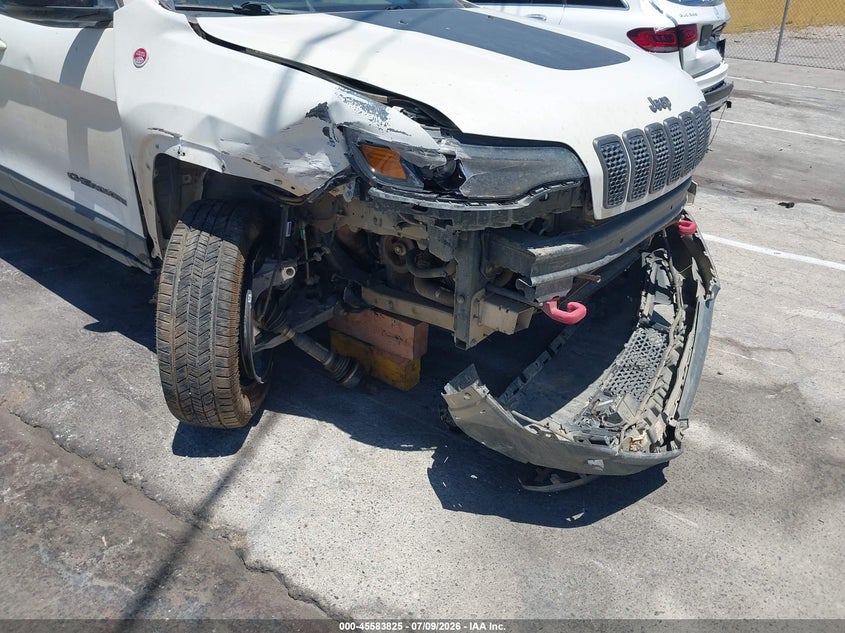 2022 Jeep Cherokee VIN 1C4PJMBX1ND521922 IAAI salvage auction — RIGHT FRONT, Wait Title, sold $4,900 on 2026-07-31 (photo 6)