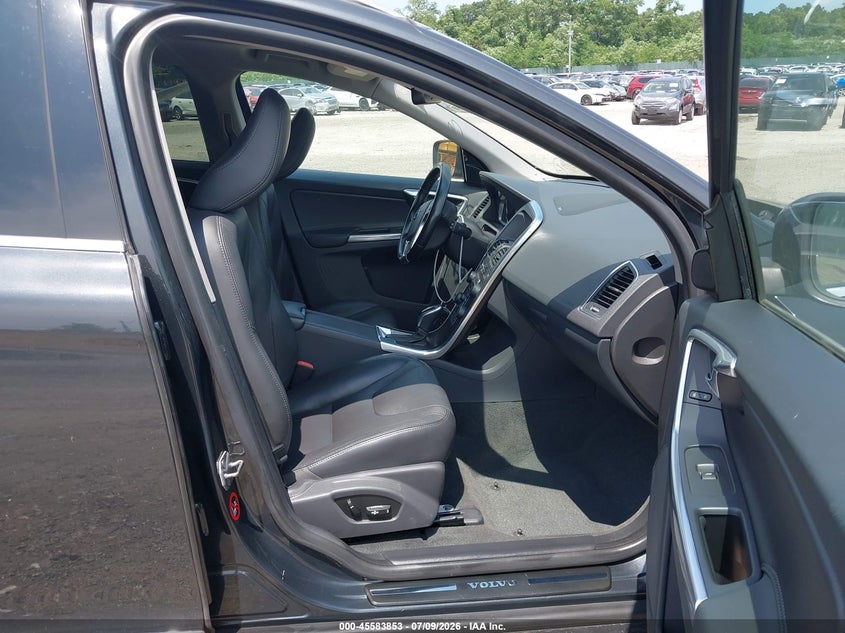 2015 Volvo Xc60 VIN YV426MDD6F2604741 IAAI salvage auction — LEFT REAR, Wait Title, sold $25 on 2026-08-18 (photo 5)