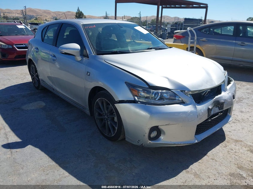2013 Lexus Ct VIN JTHKD5BHXD2170372 IAAI salvage auction — NORMAL WEAR, Salvage Title, sold $2,500 on 2026-07-16 (photo 1)