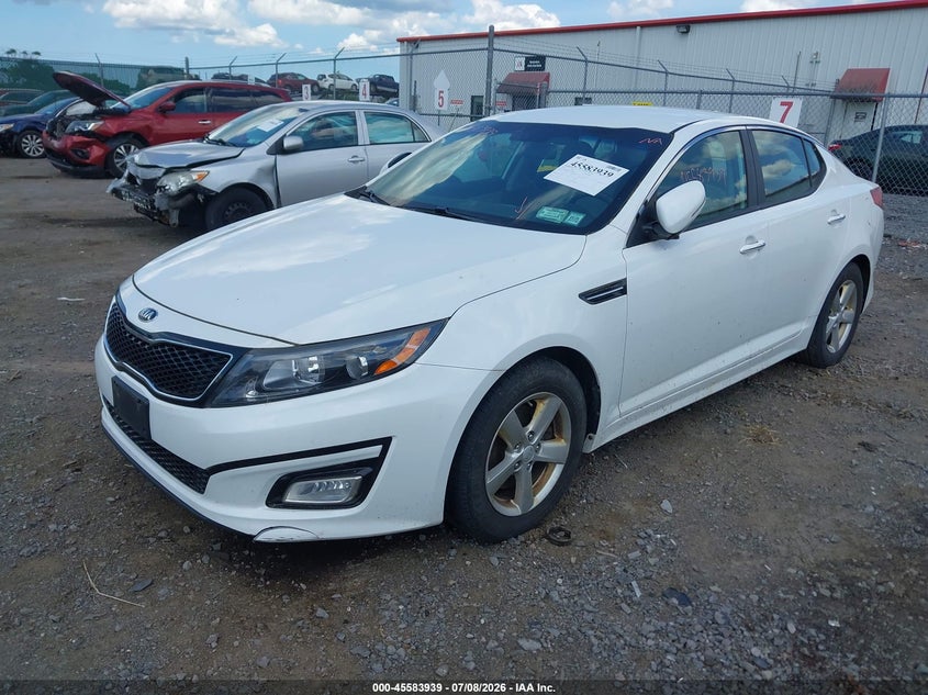 2015 Kia Optima VIN 5XXGM4A7XFG507050 IAAI salvage auction — NORMAL WEAR, Clear (New York), sold $400 on 2026-07-28 (photo 2)