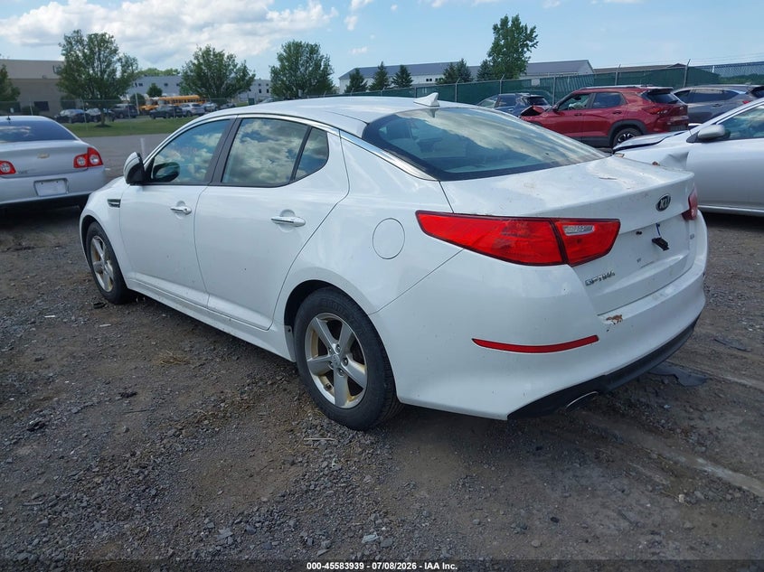 2015 Kia Optima VIN 5XXGM4A7XFG507050 IAAI salvage auction — NORMAL WEAR, Clear (New York), sold $400 on 2026-07-28 (photo 3)