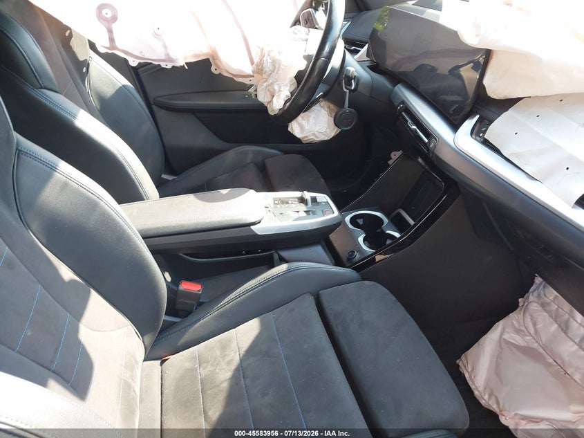 2023 BMW X1 VIN WBX73EF02P5W13571 IAAI salvage auction — LEFT FRONT, Wait Title, sold $10,000 on 2026-08-24 (photo 5)