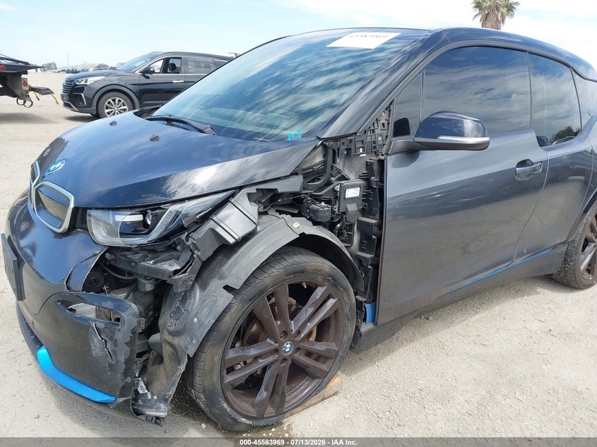 2019 BMW I3 VIN WBY8P8C56K7E15145 IAAI salvage auction — LEFT FRONT, Salvage Title, sold $4,700 on 2026-07-29 (photo 6)