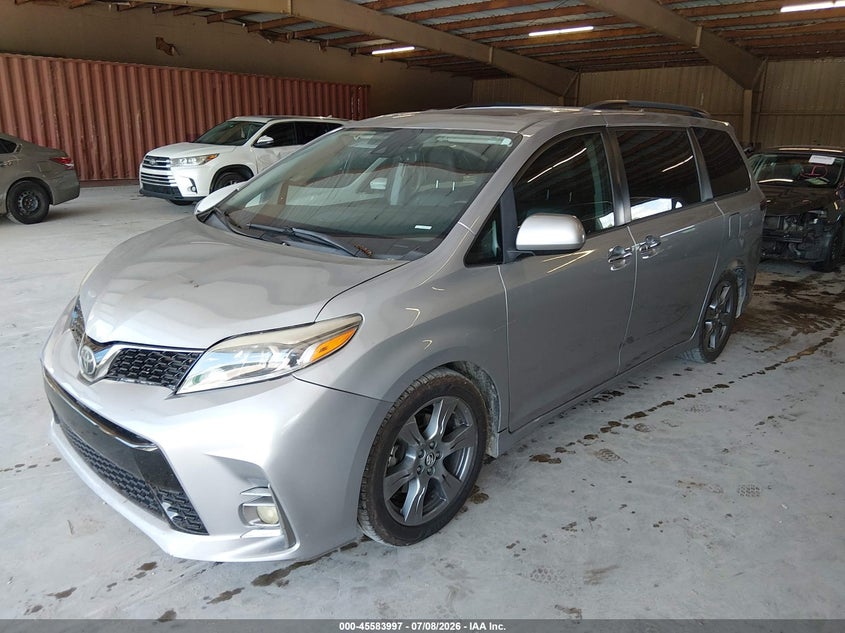 2018 Toyota Sienna VIN 5TDXZ3DC1JS920602 IAAI salvage auction — MECHANICAL, Clear (Tennessee), sold $2,250 on 2026-07-13 (photo 2)