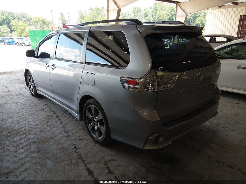 2018 Toyota Sienna VIN 5TDXZ3DC1JS920602 IAAI salvage auction — MECHANICAL, Clear (Tennessee), sold $2,250 on 2026-07-13 (photo 3)