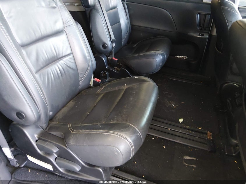 2018 Toyota Sienna VIN 5TDXZ3DC1JS920602 IAAI salvage auction — MECHANICAL, Clear (Tennessee), sold $2,250 on 2026-07-13 (photo 8)