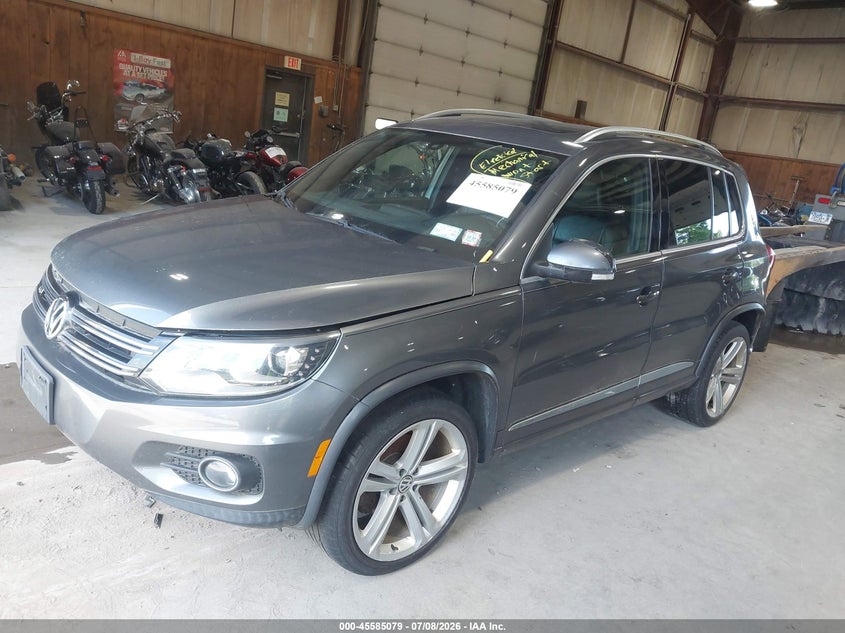 2015 Volkswagen Tiguan VIN WVGBV7AX8FW089199 IAAI salvage auction — NORMAL WEAR, Clear (New York), sold $400 on 2026-07-15 (photo 2)