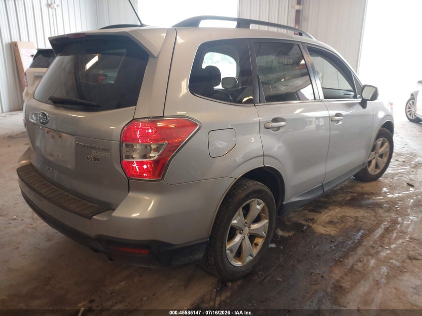 2014 Subaru Forester VIN JF2SJAMCXEH540935 IAAI salvage auction — NORMAL WEAR, Clear (Illinois), sold $25 on 2026-07-28 (photo 4)