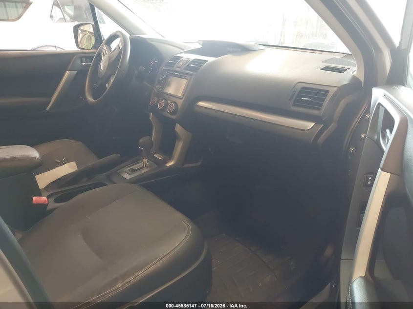 2014 Subaru Forester VIN JF2SJAMCXEH540935 IAAI salvage auction — NORMAL WEAR, Clear (Illinois), sold $25 on 2026-07-28 (photo 5)
