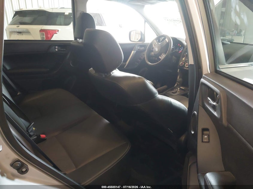 2014 Subaru Forester VIN JF2SJAMCXEH540935 IAAI salvage auction — NORMAL WEAR, Clear (Illinois), sold $25 on 2026-07-28 (photo 8)