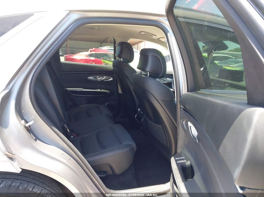 2025 Genesis Gv70 VIN 5NMMADTB1SH031862 IAAI salvage auction — UNKNOWN, Salvage Title, sold $20,900 on 2026-07-21 (photo 8)