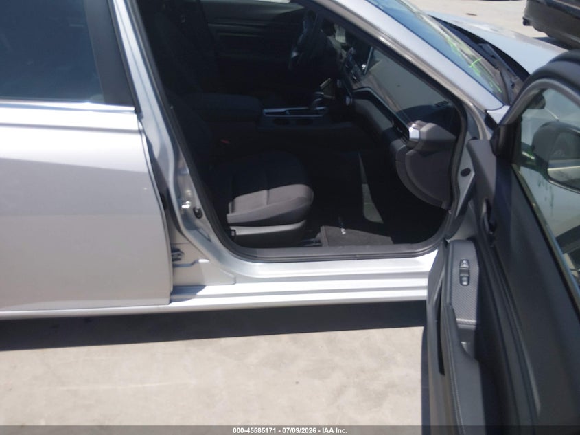 2026 Nissan Altima VIN 1N4BL4DV2TN347601 IAAI salvage auction — FRONT END, Salvage Title, sold $16,100 on 2026-07-31 (photo 5)