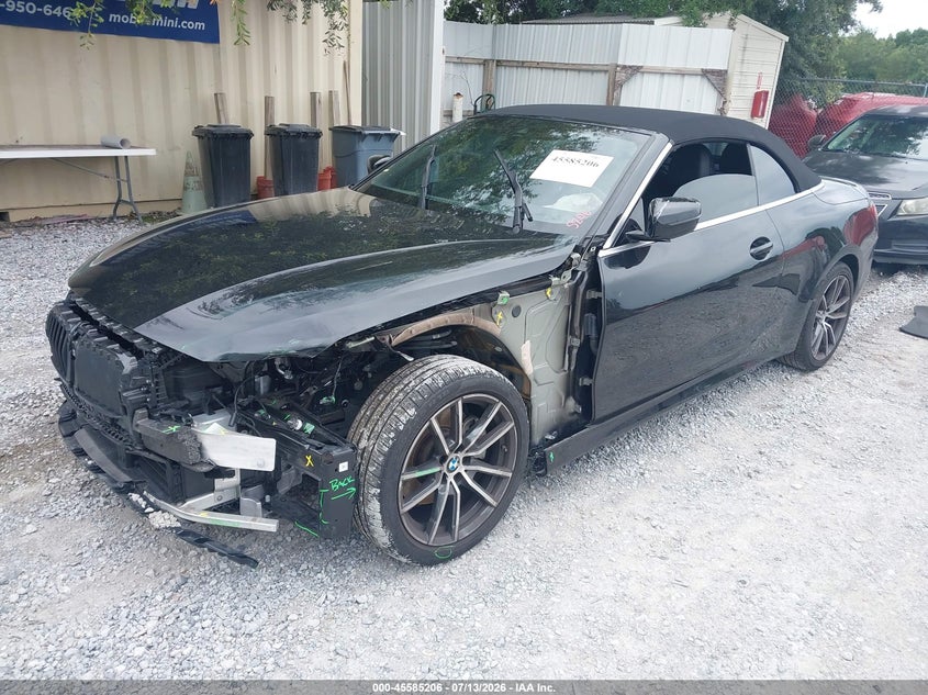 2024 BMW 4er VIN WBA43AT09RCR39134 IAAI salvage auction — LEFT FRONT, Salvage Title, sold $10,600 on 2026-07-30 (photo 2)
