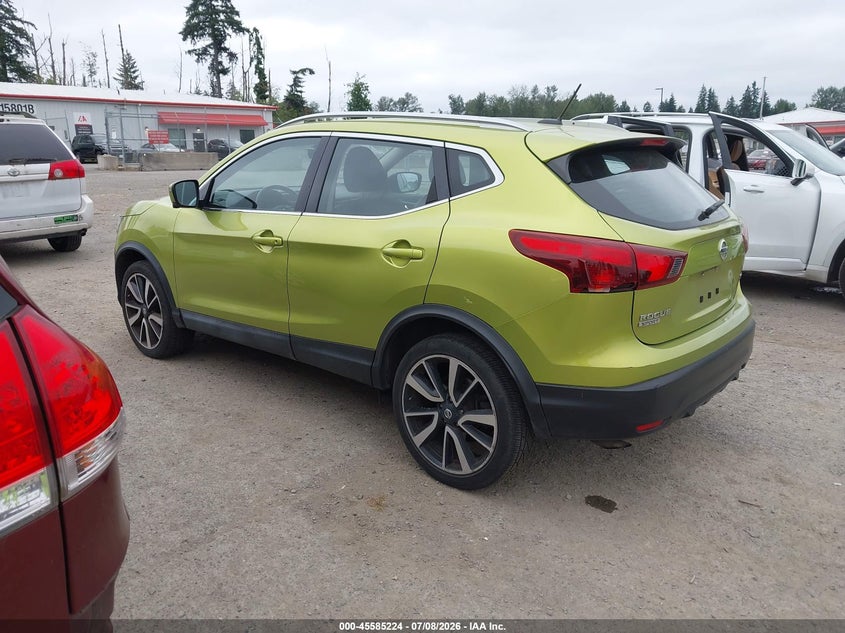 2017 Nissan Rogue VIN JN1BJ1CR2HW108962 IAAI salvage auction — NORMAL WEAR, Clear (Washington), sold $6,200 on 2026-07-15 (photo 3)
