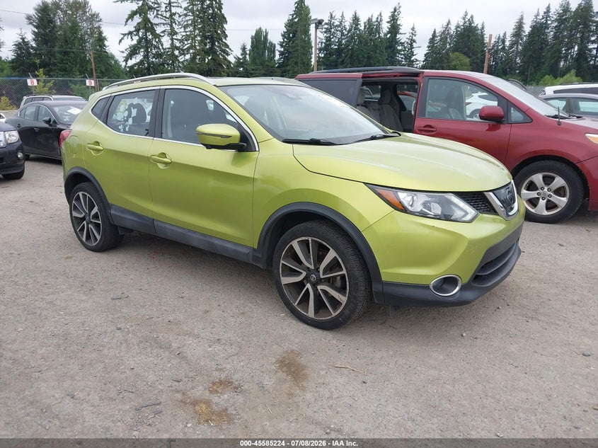 2017 Nissan Rogue VIN JN1BJ1CR2HW108962 IAAI salvage auction — NORMAL WEAR, Clear (Washington), sold $6,200 on 2026-07-15 (photo 1)