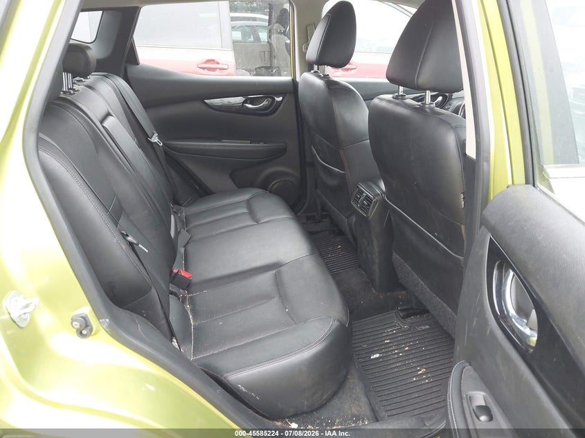 2017 Nissan Rogue VIN JN1BJ1CR2HW108962 IAAI salvage auction — NORMAL WEAR, Clear (Washington), sold $6,200 on 2026-07-15 (photo 8)