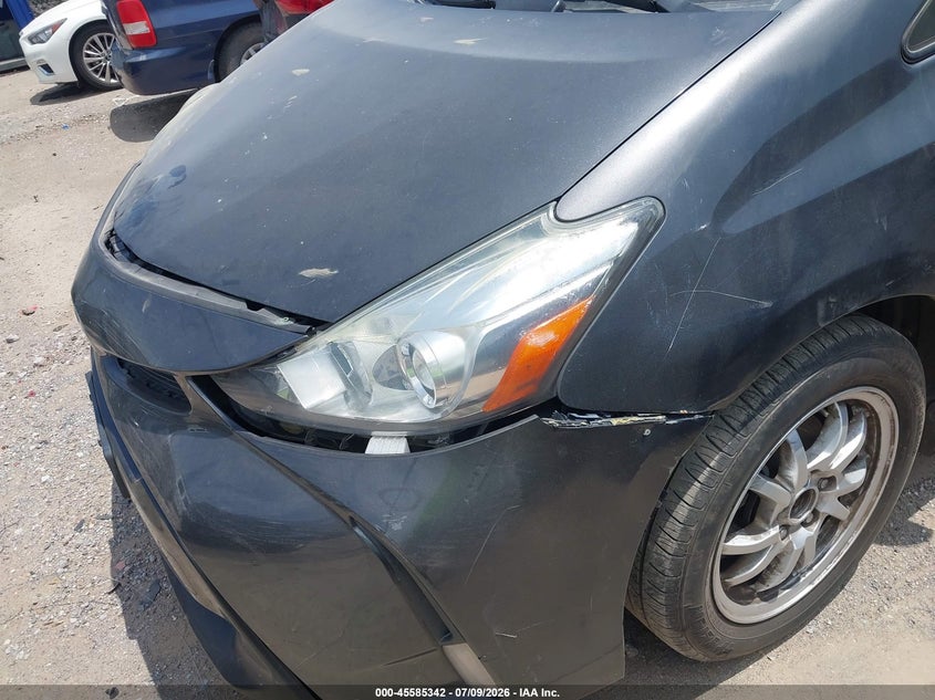 2016 Toyota Prius v VIN JTDZN3EU9GJ049336 IAAI salvage auction — NORMAL WEAR, Clear - Public Restricted (Oklahoma), sold $1,650 on 2026-07-15 (photo 6)