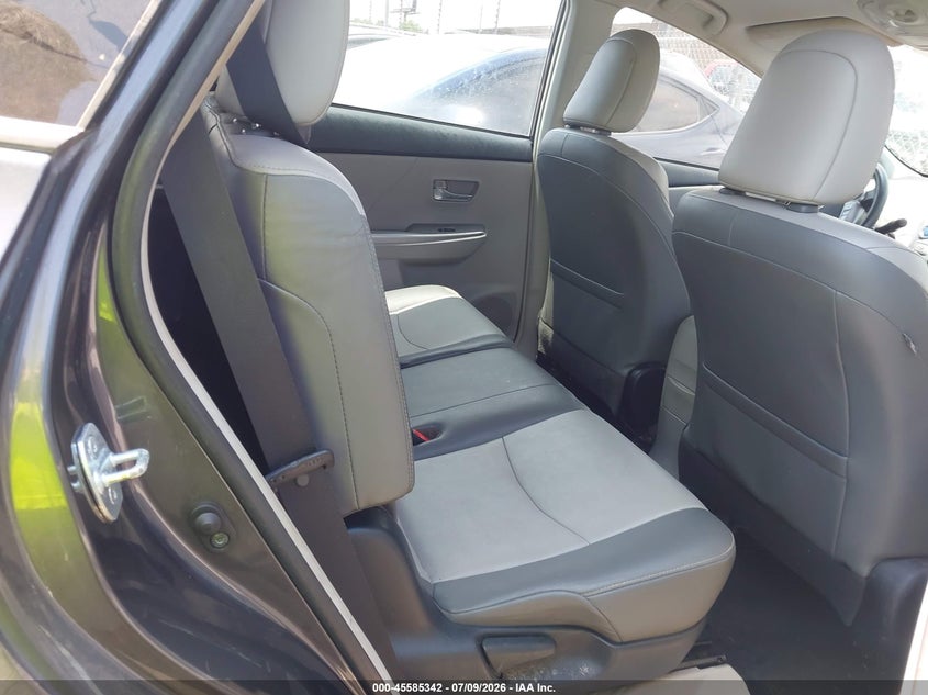 2016 Toyota Prius v VIN JTDZN3EU9GJ049336 IAAI salvage auction — NORMAL WEAR, Clear - Public Restricted (Oklahoma), sold $1,650 on 2026-07-15 (photo 8)