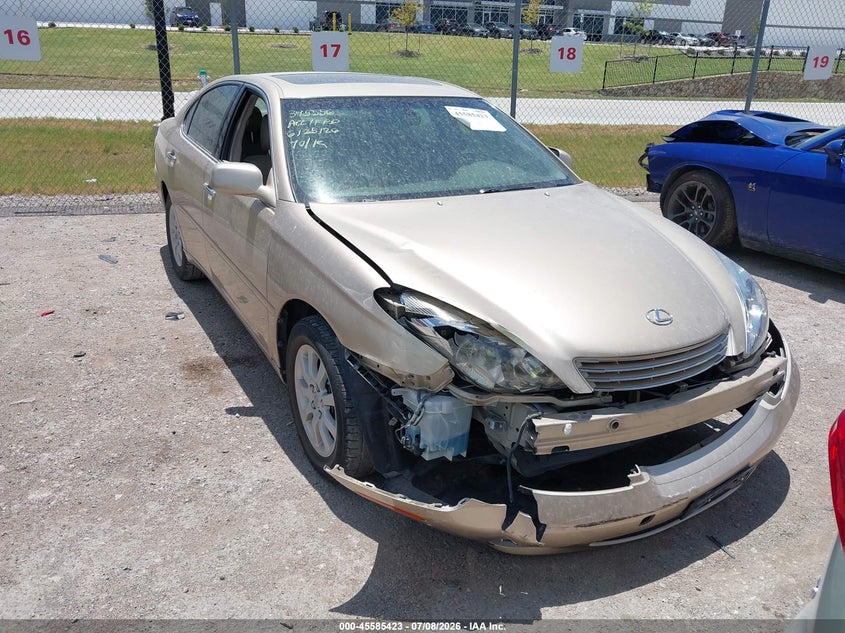 2002 Lexus ES VIN JTHBF30G020072775 IAAI salvage auction — FRONT END, Salvage (Texas), sold $1,400 on 2026-07-28 (photo 1)