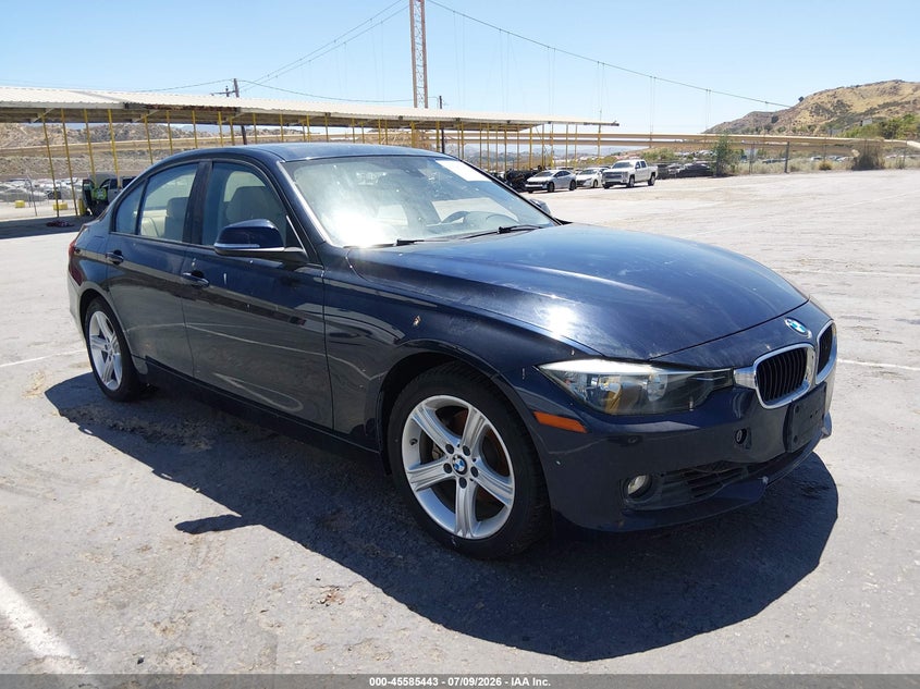 2015 BMW 3er VIN WBA3C1C57FK121023 IAAI salvage auction — FRONT END, Salvage Title, sold $2,000 on 2026-07-20 (photo 1)