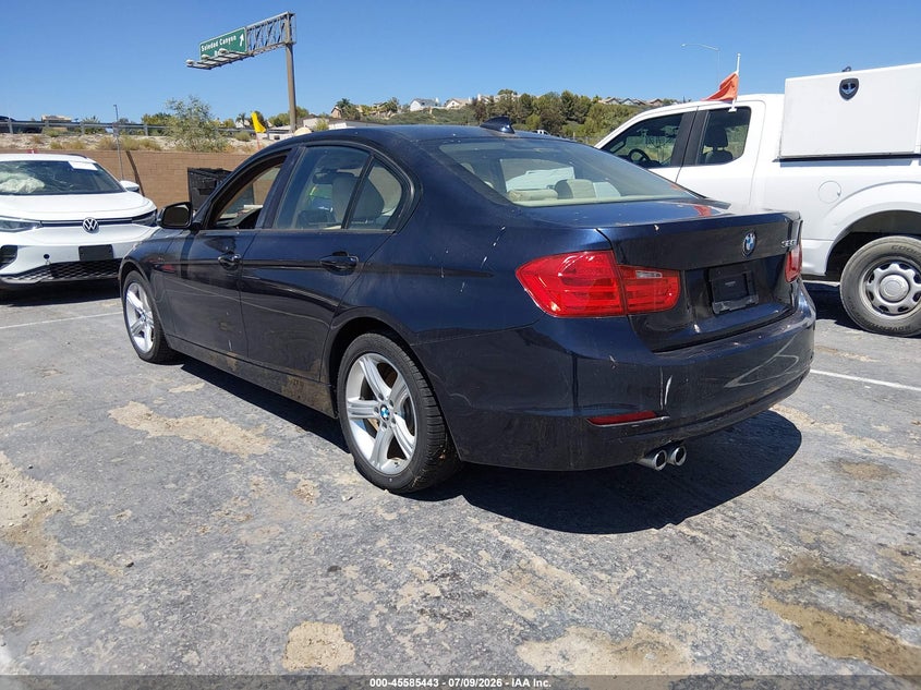 2015 BMW 3er VIN WBA3C1C57FK121023 IAAI salvage auction — FRONT END, Salvage Title, sold $2,000 on 2026-07-20 (photo 3)