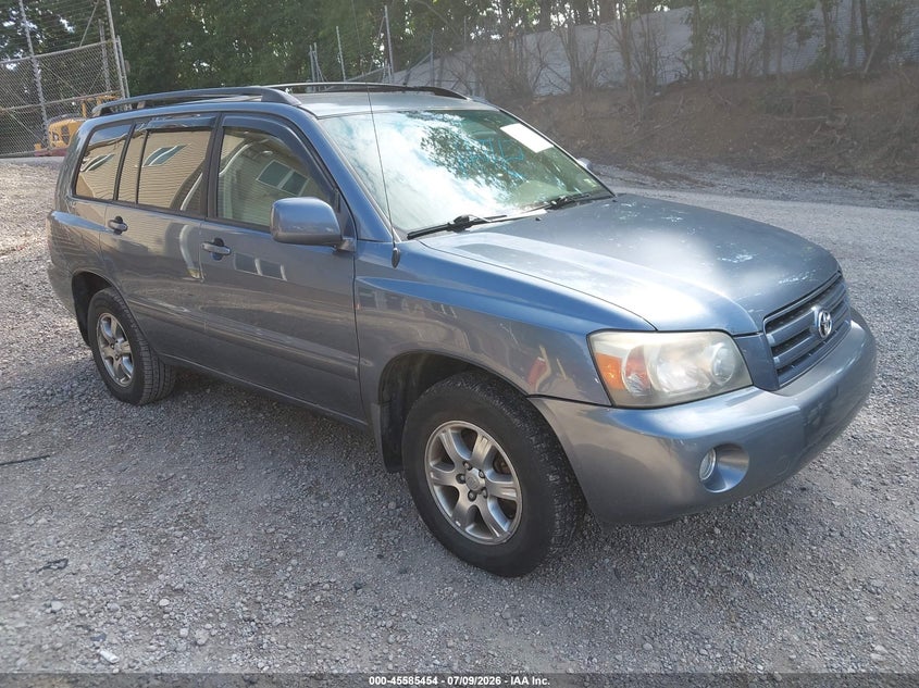 2005 Toyota Highlander VIN JTEEP21A750075446 IAAI salvage auction — NORMAL WEAR, Clear (Pennsylvania), sold $800 on 2026-07-17 (photo 1)