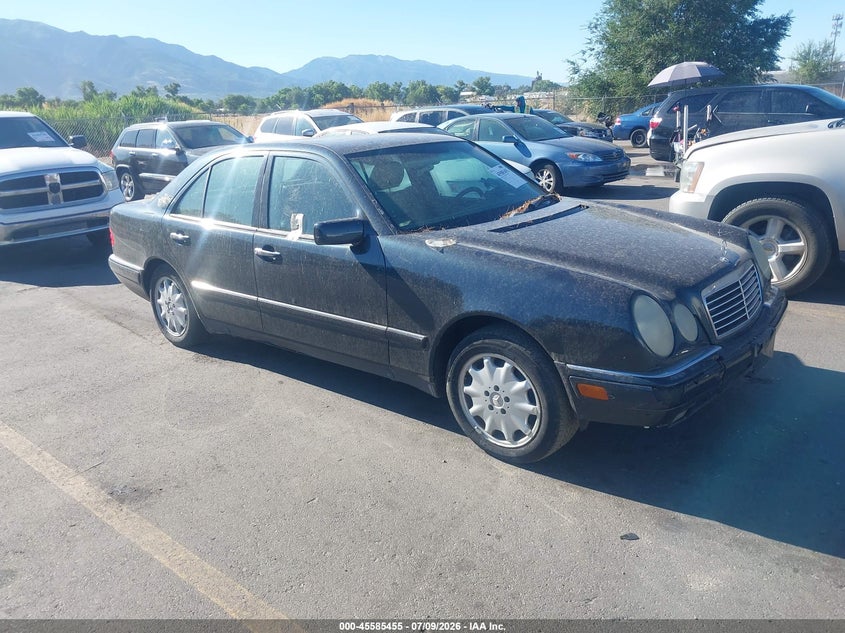 1997 Mercedes-benz E-class VIN WDBJF55F7VA347404 IAAI salvage auction — NORMAL WEAR, Clear (Utah), sold $300 on 2026-07-16 (photo 1)