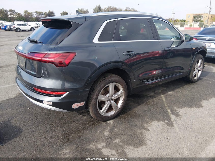 2019 Audi E-tron VIN WA1LAAGE9KB010321 IAAI salvage auction — RIGHT FRONT, Salvage (California), sold $7,400 on 2026-07-29 (photo 4)
