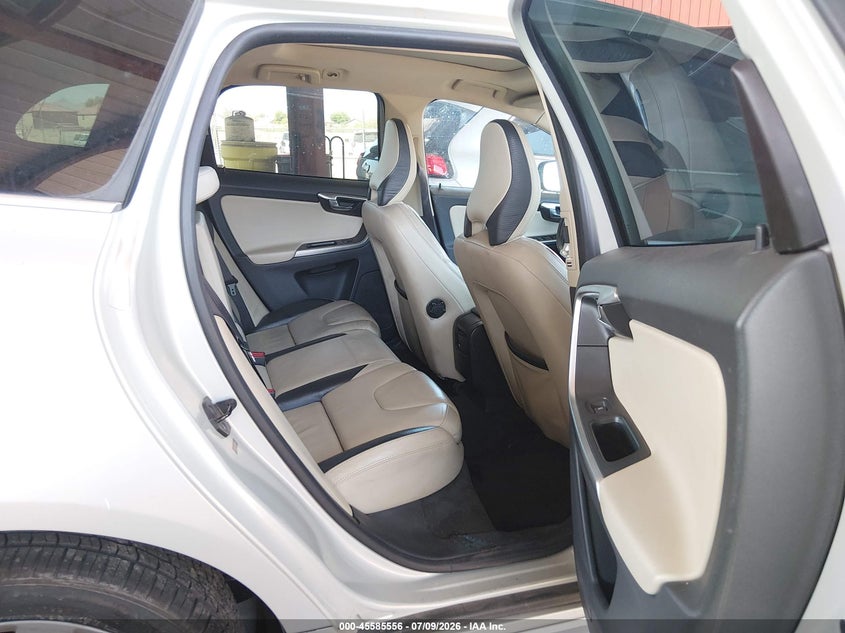 2011 Volvo Xc60 VIN YV4952DL5B2192299 IAAI salvage auction — REAR END, Salvage (Arizona), sold $550 on 2026-07-28 (photo 8)