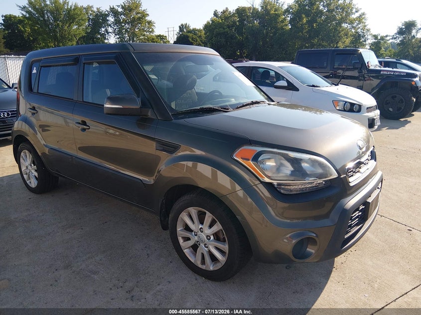 2013 Kia Soul VIN KNDJT2A66D7537950 IAAI salvage auction — NORMAL WEAR, Clear (Missouri), sold $25 on 2026-07-21 (photo 1)