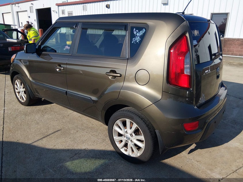 2013 Kia Soul VIN KNDJT2A66D7537950 IAAI salvage auction — NORMAL WEAR, Clear (Missouri), sold $25 on 2026-07-21 (photo 3)