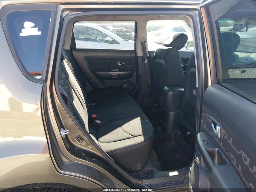2013 Kia Soul VIN KNDJT2A66D7537950 IAAI salvage auction — NORMAL WEAR, Clear (Missouri), sold $25 on 2026-07-21 (photo 8)