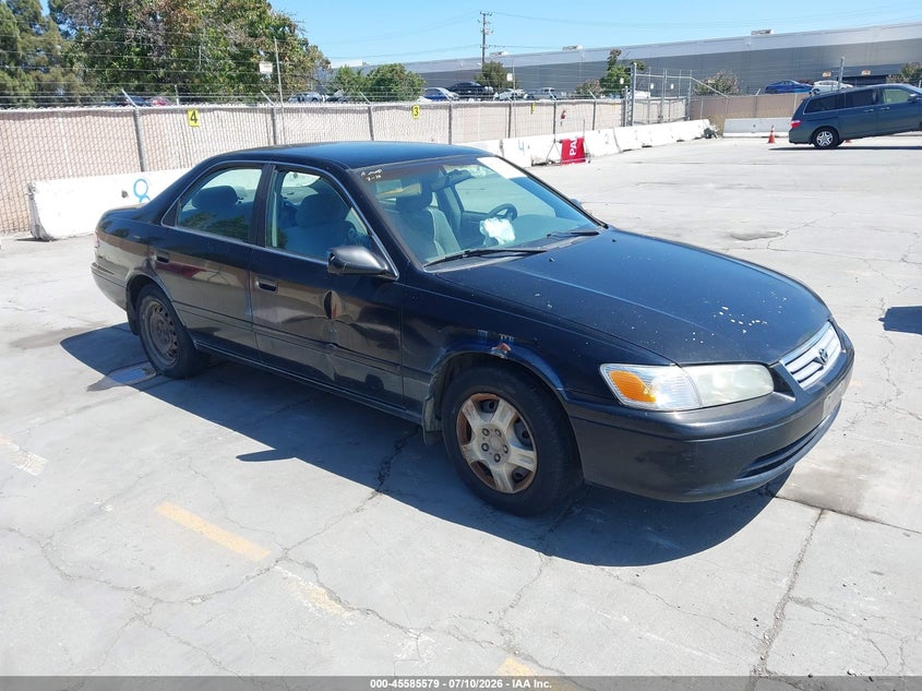 2000 Toyota Camry VIN JT2BF22K7Y0258683 IAAI salvage auction — NORMAL WEAR, Clear - Dealer Only (California), sold $150 on 2026-07-29 (photo 1)