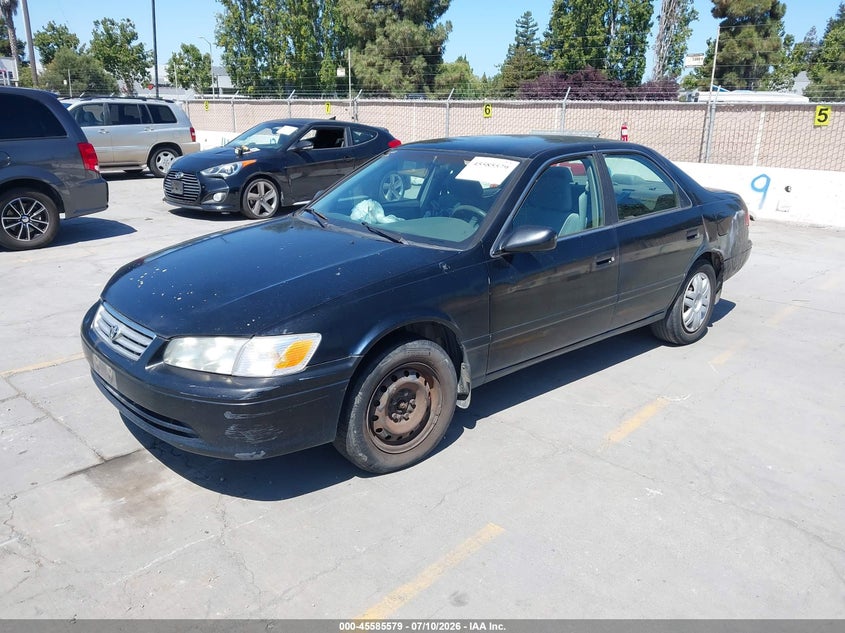 2000 Toyota Camry VIN JT2BF22K7Y0258683 IAAI salvage auction — NORMAL WEAR, Clear - Dealer Only (California), sold $150 on 2026-07-29 (photo 2)