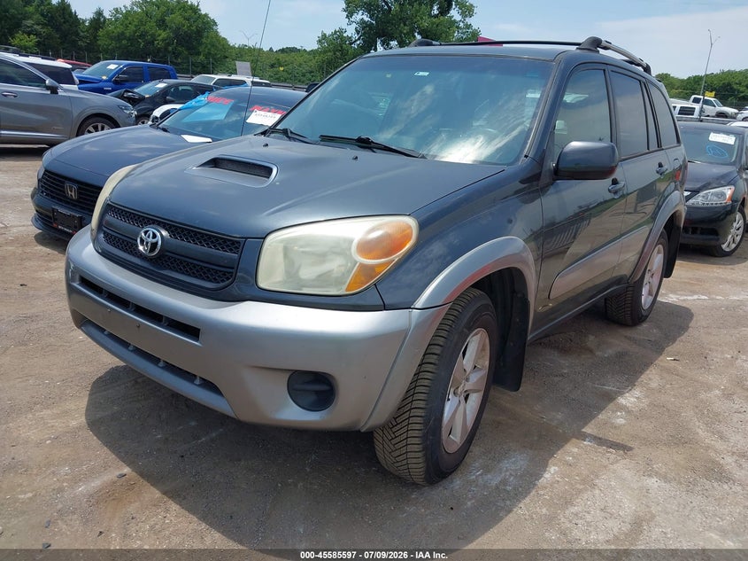 2004 Toyota Rav4 VIN JTEGD20VX40025029 IAAI salvage auction — NORMAL WEAR, Clear - Public Restricted (Oklahoma), sold $1,600 on 2026-07-15 (photo 2)