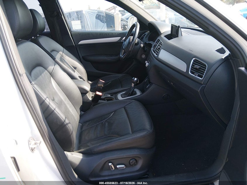 2018 Audi Q3 VIN WA1BCCFS4JR024044 IAAI salvage auction — SIDE, Salvage Title, sold $3,100 on 2026-08-02 (photo 5)