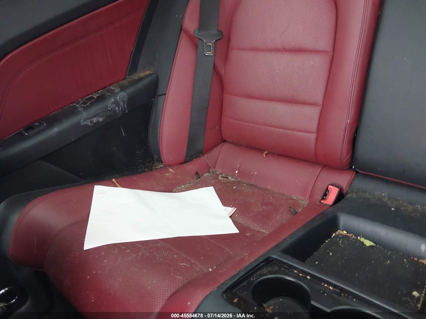 2014 Mercedes-benz E-klasse VIN WDDKJ8JB1EF263922 IAAI salvage auction — BIO HAZARD, Salvage (Tennessee), sold $600 on 2026-08-13 (photo 6)