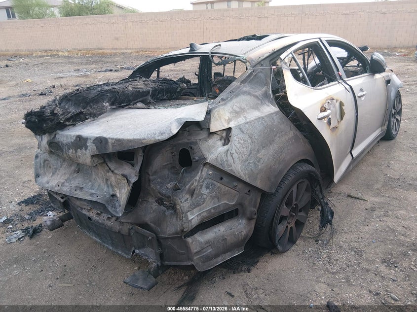 2013 Kia Optima VIN 5XXGR4A64DG109242 IAAI salvage auction — NORMAL WEAR, Clear-Dealer Only (Arizona), sold $225 on 2026-07-28 (photo 4)