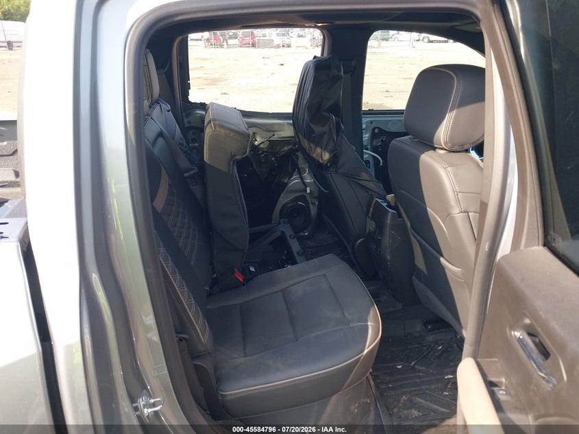 2025 Gmc Canyon VIN 1GTP2FEK5S1149958 IAAI salvage auction — SIDE, Salvage (Massachusetts), sold $18,550 on 2026-08-24 (photo 8)
